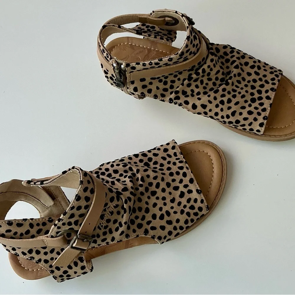 Blowfish Sandals Sz 7.5 - Picture 2 of 12